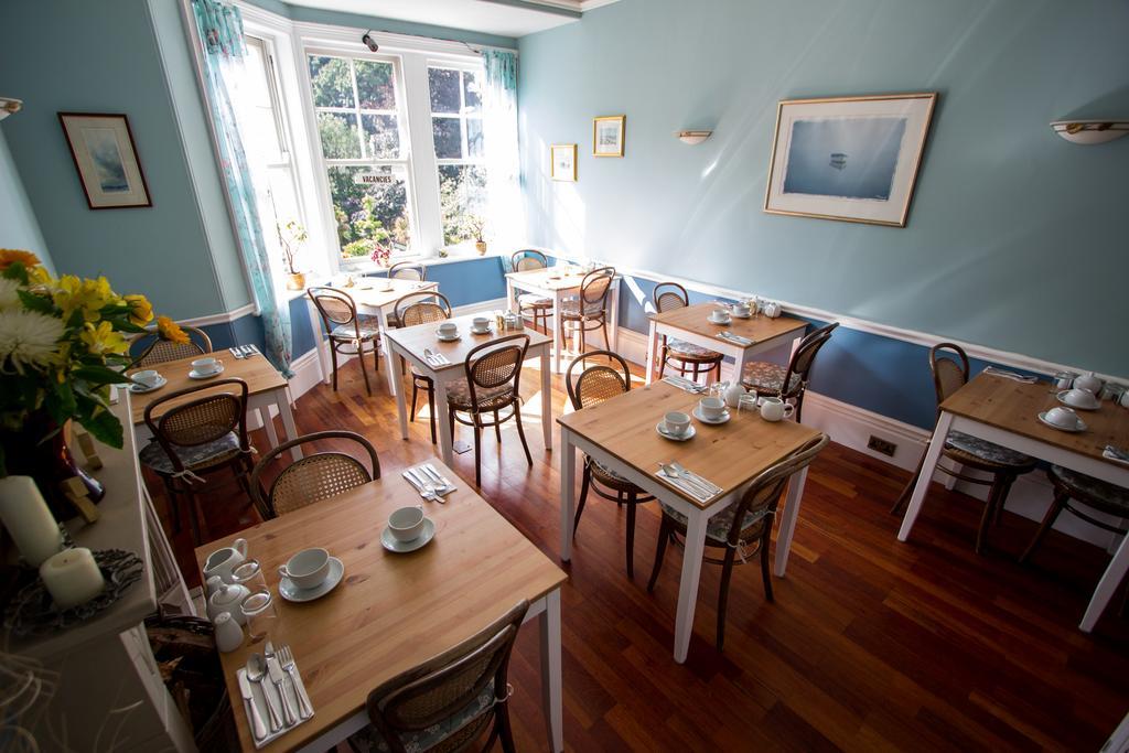 Harbour Heights Guest House Торки Екстериор снимка